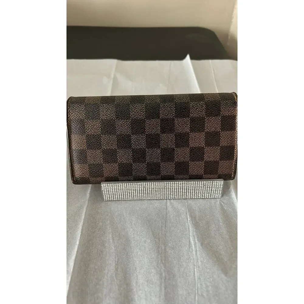 Louis Vuitton Damier Sarah wallet